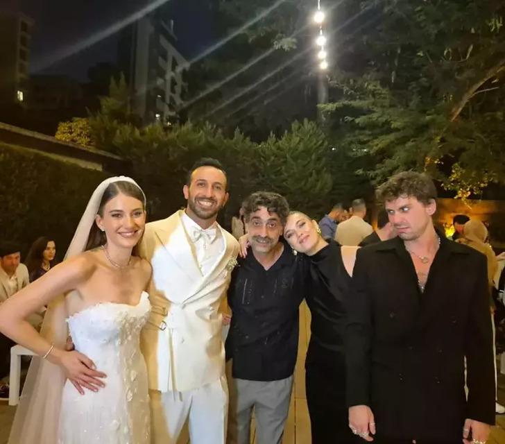 Yalı Çapkını dizisindeki set aşkı mutlulukla sonuçlandı! Beril Pozam ve Ersin Arıcı evlendi G2