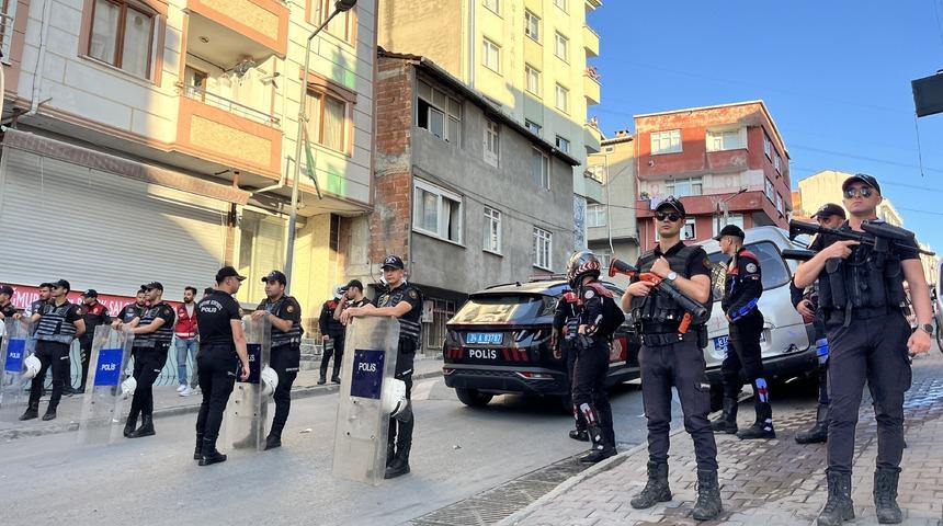 Esenyurt'ta iş yerinde taciz iddiası ortalığı karıştırdı! Polis geniş güvenlik önlemi aldı