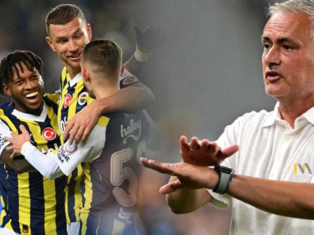 Fenerbahçe'de bir ayrılık daha! Taraftarı yıkan haber...