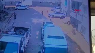 Facia ‘Geliyorum’ dedi! Çocukların park halindeki araçla oyunu dehşeti yaşattı!  