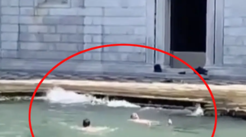 Halkı çileden çıkartan görüntüler! Mezarlığın önünde kıyafetlerini çıkartarak suya girip gönüllerince yüzdüler: "Söyleyecek kelime bulamıyorum"