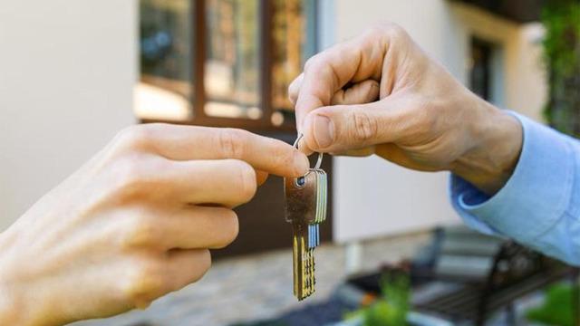 120 ay vadeli konut kredisinin geri ödemesi belli oldu!  Faiz yükü yüzde 260 arttı! Ev almak için vatandaş ipoteğe yöneldi