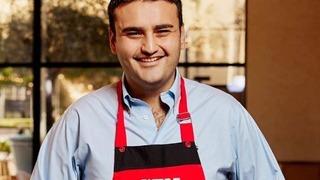 Babası yüzünden her şeyini satmıştı! CZN Burak Ferrari alıp paylaştı 