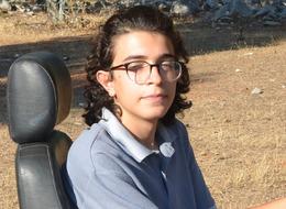 '17 bin TL'ye mal oldu' Lise öğrencisi çıraklık parasıyla kendi arabasını yaptı 'Normal bir araçtaki tüm özellikler var'