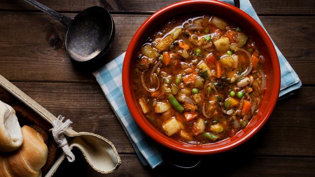 Minestrone çorbası tarifi: Minestrone çorbası nasıl yapılır?