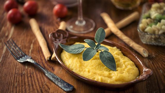 Polenta tarifi: Polenta nasıl yapılır?