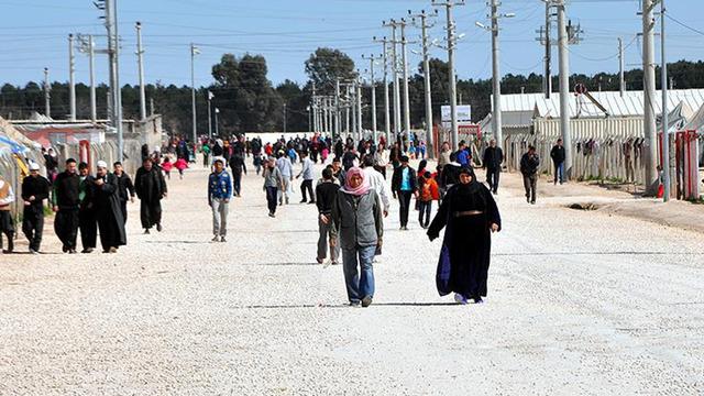 Kaç Suriyeliye Türk vatandaşlığı verildiği açıklandı 
