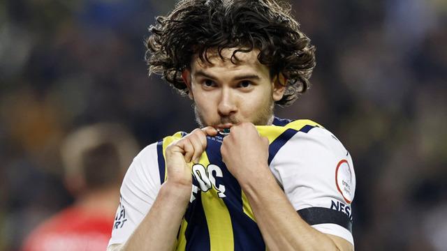 Ferdi Kadıoğlu transferini Brighton cephesi ilan etti! Kontratları Türkiye'ye gönderdiler...