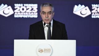 'Yamalı bohçadan kalma anayasa' çıkışı! '1982 yerine 2023 Anayasası Sempozyumu' kitabı yayınlandı! 