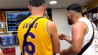 Alanya'da berber ve gurbetçi arasında tıraş parası kavgası çıktı! 50 Euro istediler... İngilizce bilmiyor diyerek kendisini savundu