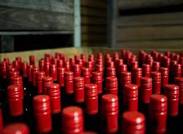 Sahibini bile kazıkladılar! 'Dünyanın hiçbir yerinde görülmüş şey değil...' 260 liraya sattı, mekanda 3.300 lira ödedi