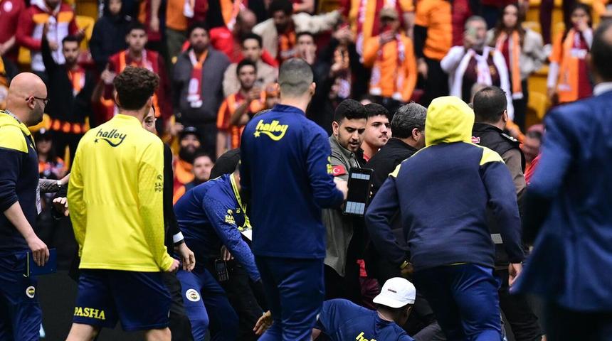 Fenerbahçe'nin Galatasaray derbisi sonrası olaylara ilişkin şikayeti takipsizlikle sonuçlandı
