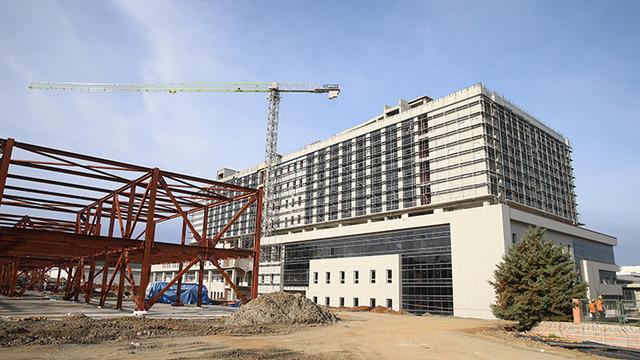 Aynı fay hattı üzerine bir hastane daha! Kahramanmaraş'ta depremde ağır hasar almıştı, yeni inşaat tartışma yarattı