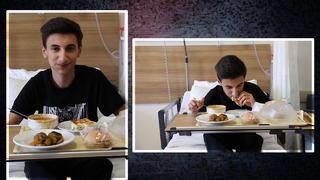 Yediklerini yutabilmek için zıplıyordu Milyonda bir görülen hastalıktan kurtuldu! 10 yıl sonra ilk isteği dürüm yemek oldu