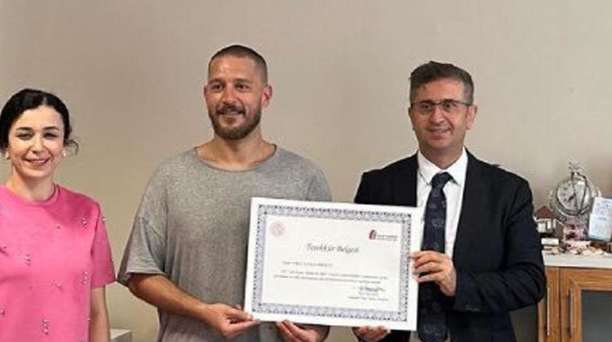 Uraz Kaygılaroğlu örnek vatandaş seçildi, Teşekkür Belgesi’ne layık görüldü