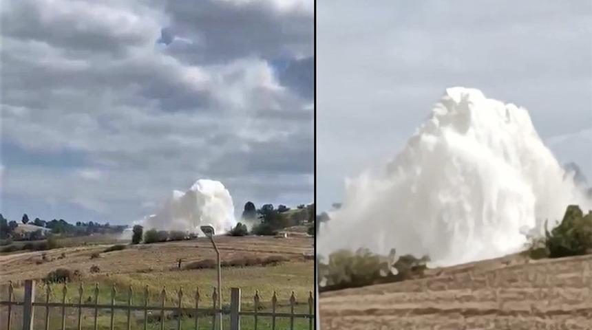 Samsun'da baraj borusu patladı! Su yüksekliği 10 metreyi buldu, karayolu trafiğe kapatıldı