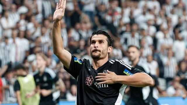 Beşiktaş'ta tüm moralleri bozan sakatlık haberi! Necip Uysal en az 6-8 ay sahalardan uzak kalacak 640xauto