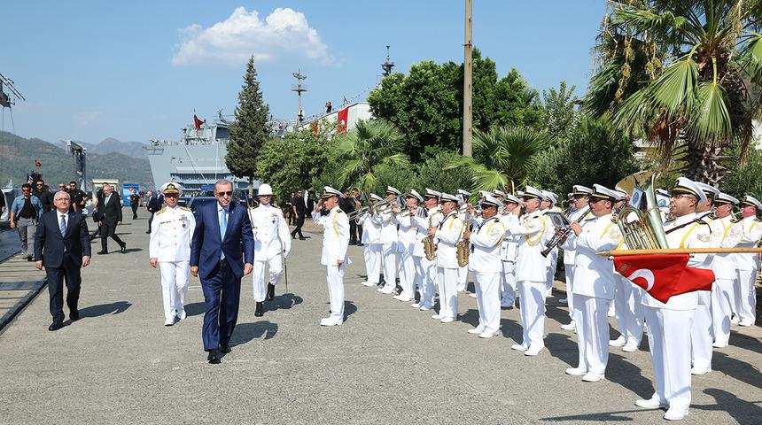 Piri Reis Denizaltısı g&ouml;rev başında! Cumhurbaşkanı Erdoğan: "Proje dahilindeki t&uuml;m denizaltılarımızı 2029'a kadar hizmete alacağız"