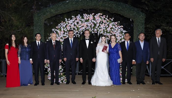 Cumhurbaşkanı Yardımcısı Yılmaz ve MHP Genel Başkanı Bahçeli, nikah şahidi oldu