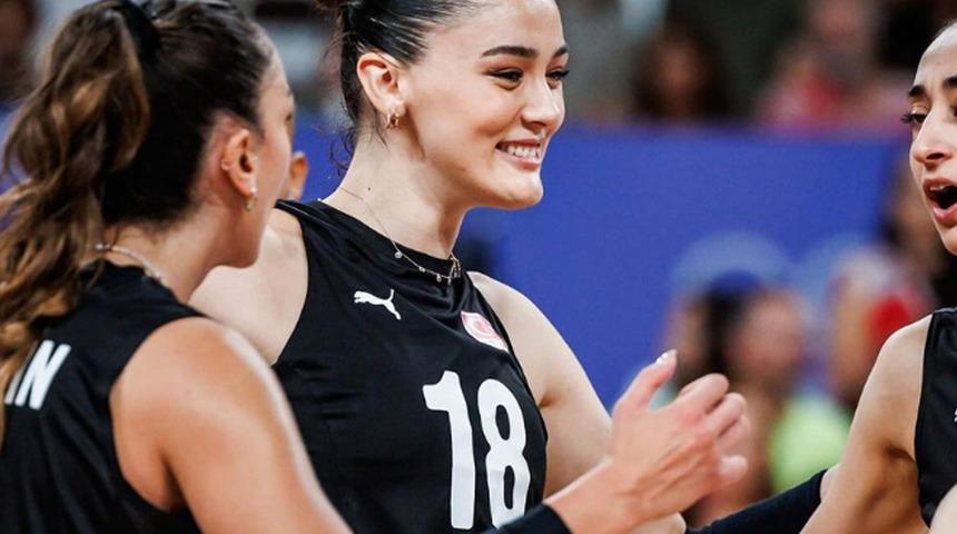 Başarılı voleybolcu Zehra Güneş'ten tatil pozları! "Yeni hayaller kurduğum kısa bir araydı"
