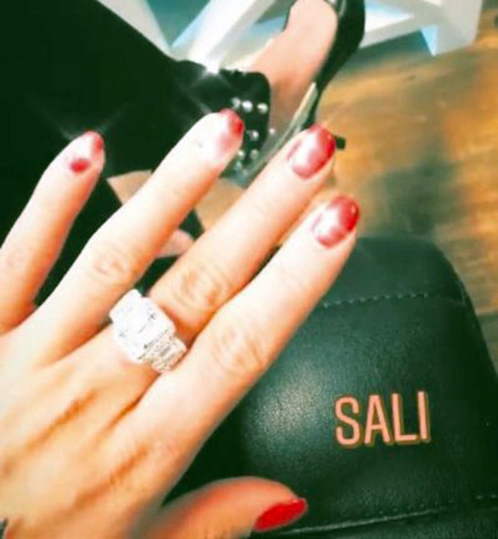 Duygu Su'dan aşk dolu paylaşım G3