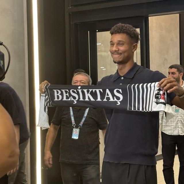 Beşiktaş durmuyor! Siyah - beyazlılar Felix Uduokhai'yi resmen açıkladı! yeni transferin İstanbul'a geldi... 640xauto