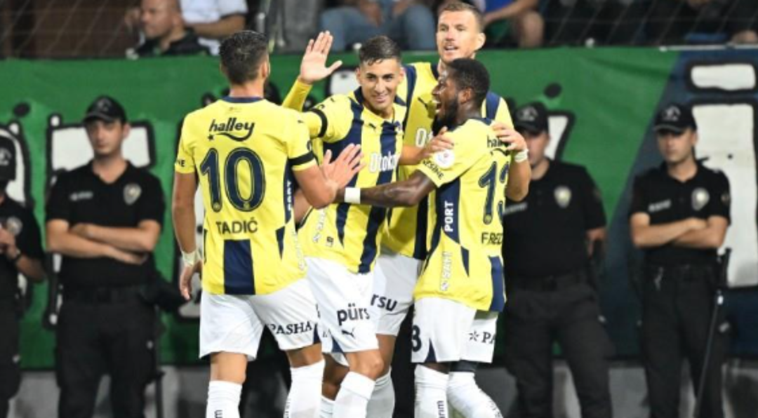 Çaykur Rizespor-Fenerbahçe maçının hakemi Turgut Doman için olay sözler! "Fenerbahçe'nin 2 penaltısını vermedi" 1080xauto