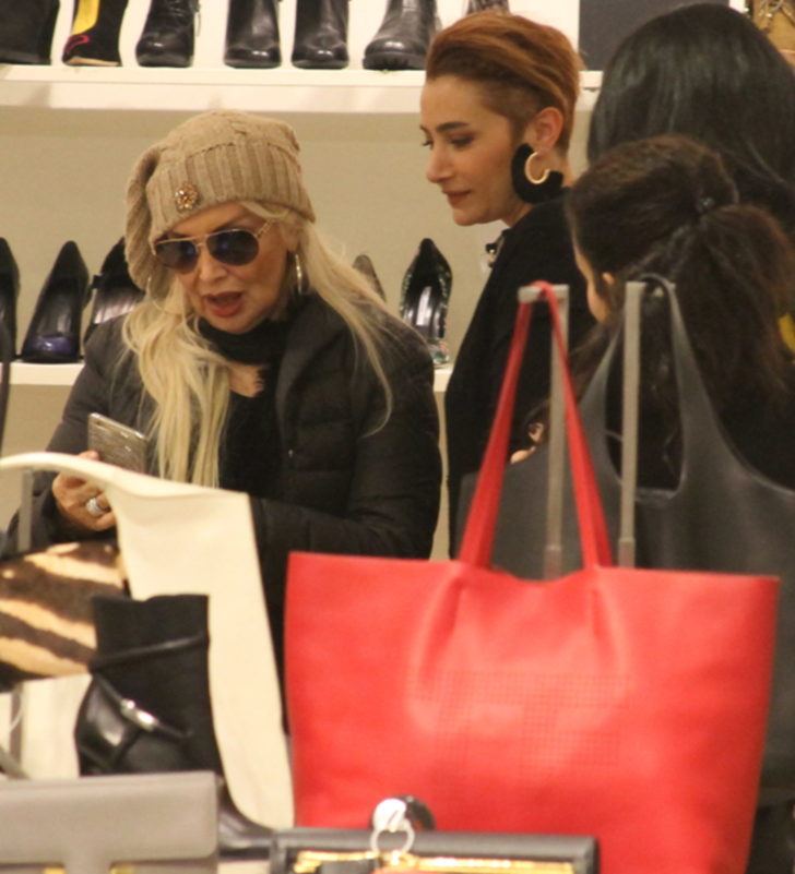 Sıla ayrılık sonrası kendini alışverişe verdi G4