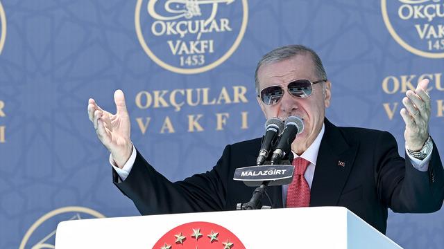 Cumhurbaşkanı Erdoğan'dan Malazgirt Zaferi mesajı: Türklerle birlikte tüm Müslümanların zaferidir