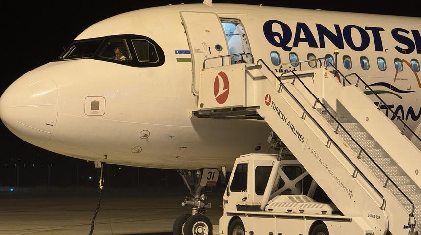 Arızalanan Özbekistan'a ait yolcu uçağı Merzifon'a zorunlu iniş yaptı