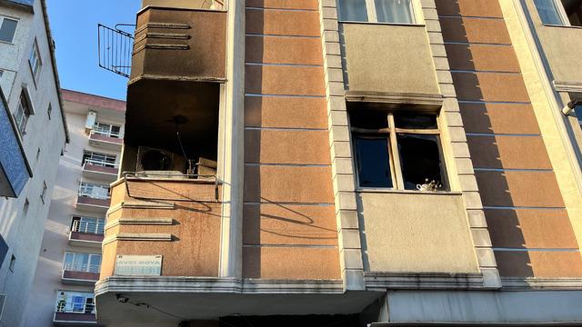 Patlayan klima ünitesi yangına neden oldu! Ev harabeye döndü