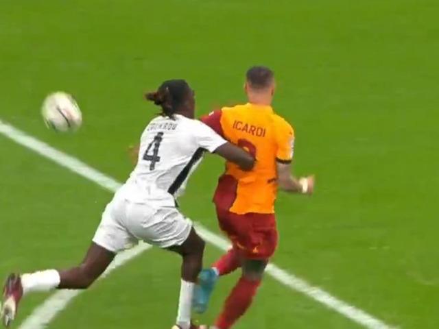 Galatasaray-Young Boys maçının ilk saniyelerinde saç baş yoldurtan karar!