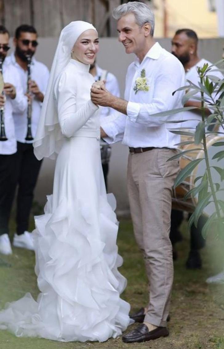 Güldür Güldür'ün Mesut'u Uğur Bilgin aşka geldi! Eşini görenler kendini tutamadı G3