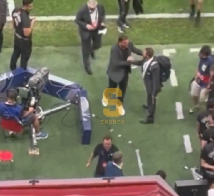 Bunu kimse fark etmemişti! Galatasaray'ı eleyen Young Boys'un hocasından maç sonunda skandal... Tribünlere el hareketi çekti! G2