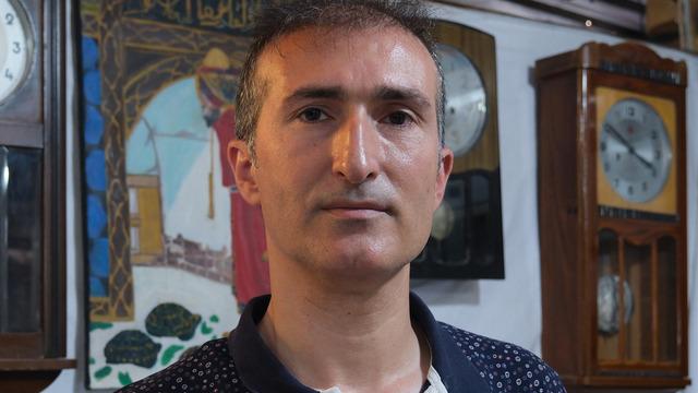 23 yıllık mesleğini bırakıp o işe başladı! İnternetten video izleyerek öğrendi 'Daha rahat...' Başta her ay 1 tane aldı, sonra eve sığmaz oldu