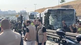 SON DAKİKA: Küçükçekmece'de metrobüs kazası! 1 kişi hayatını kaybetti, 53 kişi yaralandı, ön rapor açıklandı