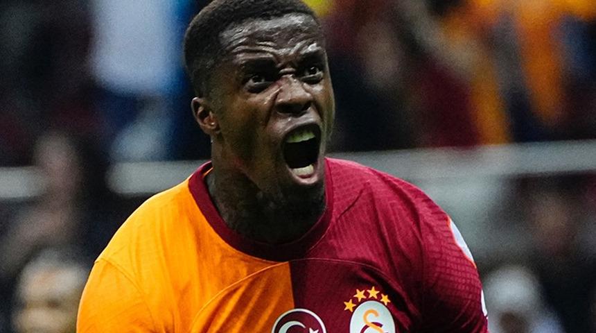 Galatasaray'da Zaha bilmecesi çözülüyor! Maçlara çıkmak istemeyen Zaha'ya para verilip gönderilecek...