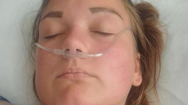 Şiddetli ağrı nedeniyle uykusundan uyandı! Gaz ağrısı yaşadığını zanneden kadın acil ameliyata alındı