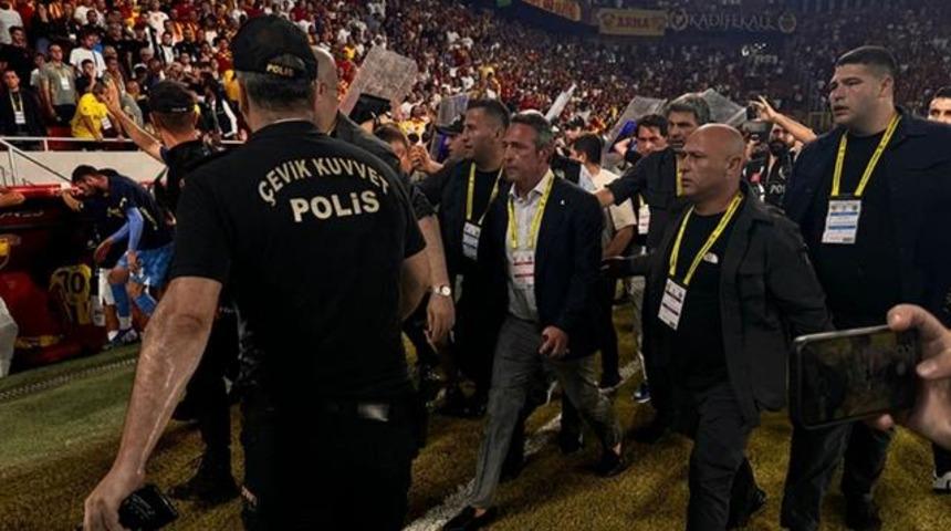 SON DAKİKA: Göztepe-Fenerbahçe maçı sonrası karar! Görevden alındılar...