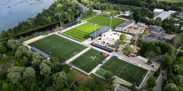 Galatasaray'un UEFA Avrupa Ligi'nde eşleştiği RFS'nin stadı şaşkına çevirdi! G5