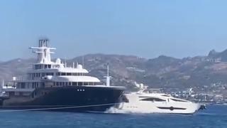 Bodrum'da milyon dolarlık mega yat, motoryatı ezip geçti