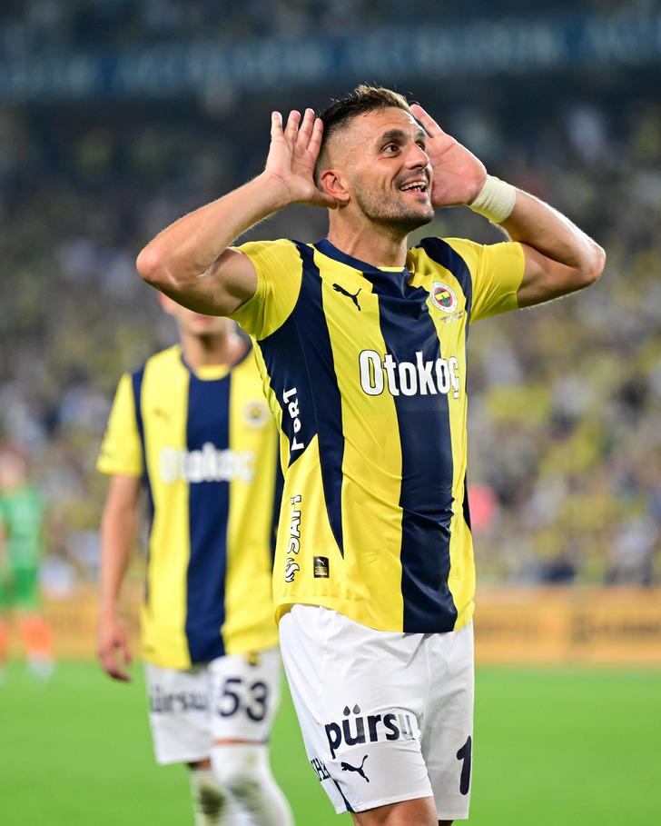 Tadic golünü attı tribünlere Icardi'yi hatırlattı! Galatasaray taraftarından tepki... G2