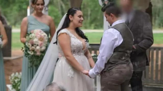 Evlendikten sonra her ikisi de aynı kişiye aşık oldu! Sosyal medyadan tepki gecikmedi: Bir evli ve iki evli olmayan ilişki