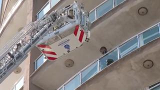 Esenyurt’ta can pazarı: 34 katlı bina cayır cayır yanıyor!