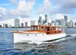 Sinema yıldızı, Hollywood yönetmeninden sonra Türkiye’nin en büyük iş insanlarından birisi o yatın sahibi oldu