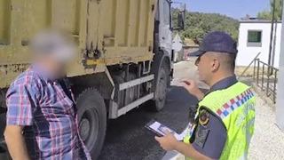 445 binden fazla araca ceza kesildi! Bakan Yerlikaya'dan 'hayati' uyarı