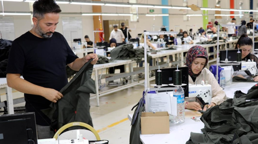 Küçük yaşta işçi olarak girdi! Şimdi 2 fabrika sahibi oldu