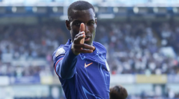 Chelsea'nin dünyaca ünlü santraforu Nicolas Jackson'dan Yusuf Dikeç pozu!