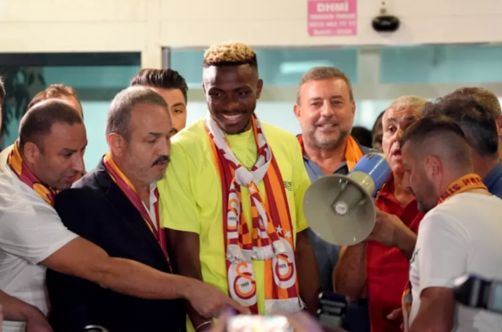 Galatasaray'ın tarihi transferi Osimhen hakkında olay yaratan iddia! ''Perde arkasını anlatırsam birkaç kişi tutuklanabilir" G1