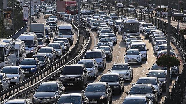 Kasko fiyatlarındaki reel düşüş şirketleri rekabet haline soktu... İlk 7 ayda sigorta şirketleri yüzde 10 prim kazandı